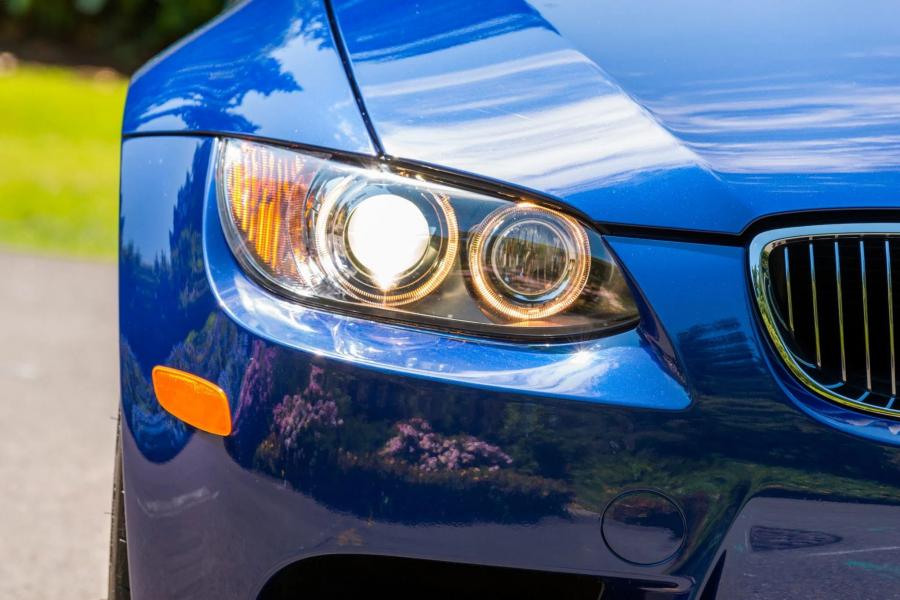 Детали экстерьера BMW M3 Coupe (E92) 2009 года  (фото 5 из 69)